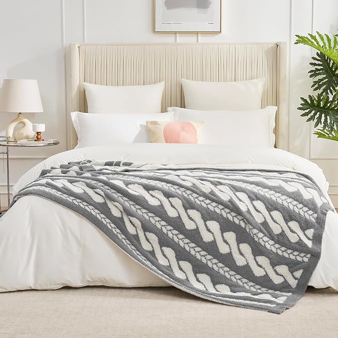 Amélie Home Cable Knit Throw Blanket for Couch, Super Soft Fuzzy Cozy Throw, Giftable Knitted Blanket for Women Men, Birthday, Sofa Bed Living Room Decor, 50" x 60", Cable Grey & White