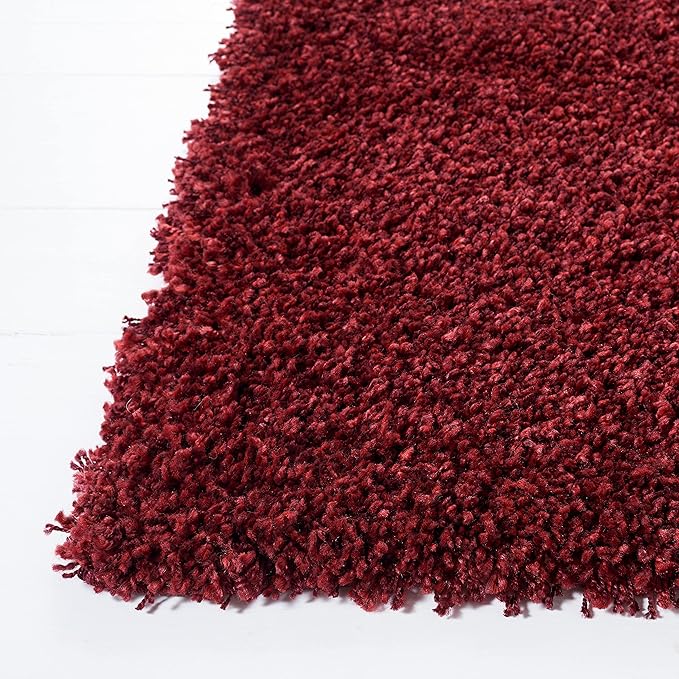 SAFAVIEH Santa Monica Shag Collection Accent Rug - 3' Round, Maroon, Non-Shedding & Easy Care, 2-inch Thick, Ideal for The Living Room, Dining Room, Bedroom (SGN725-4242-3R)