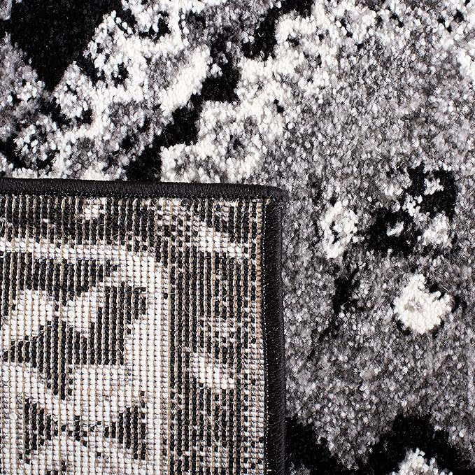 SAFAVIEH Vintage Hamadan Collection Runner Rug - 2'3" x 8', Grey & Black, Oriental Distressed Design, Non-Shedding & Easy Care, Ideal for High Traffic Areas in Living Room, Bedroom (VTH293F)