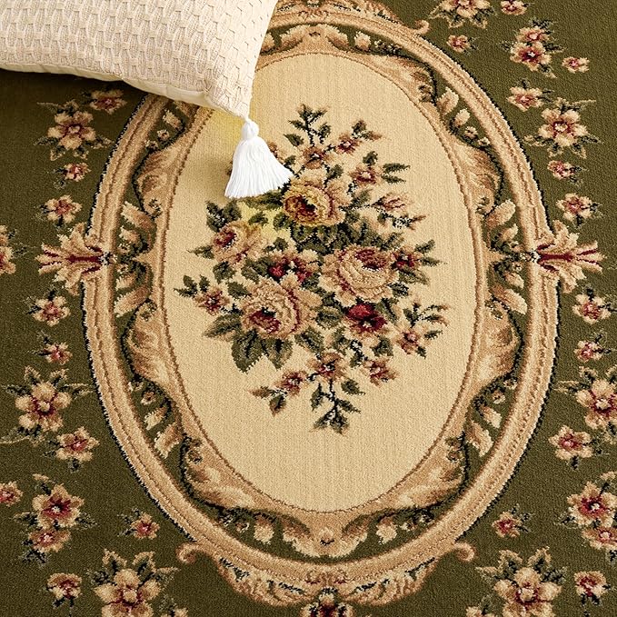 SAFAVIEH Lyndhurst Collection Accent Rug - 3'3" x 5'3", Sage & Ivory, European Medallion Design, Non-Shedding & Easy Care, Ideal for High Traffic Areas in Entryway, Living Room, Bedroom (LNH218B)