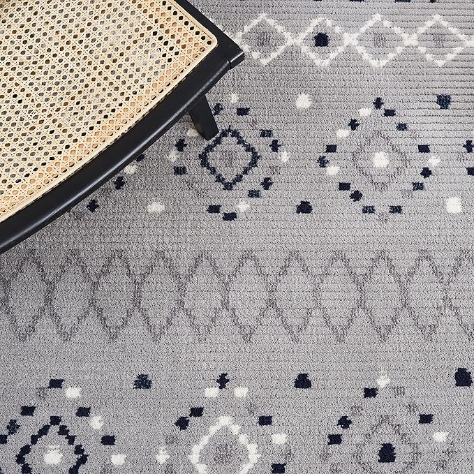 SAFAVIEH Area Rug 8x10 - Marrakech Collection - Large - Grey & Navy, Moroccan Boho Tribal Rustic Design, Non-Shedding & Easy Cleaning, Ideal for Living Room, Bedroom, Office, Dining Space (MRK612F)