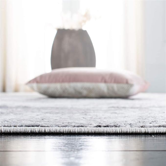 SAFAVIEH Amelia Collection Accent Rug - 3' x 5', Grey & Ivory, Modern Abstract Design, Non-Shedding & Easy Care, Ideal for High Traffic Areas in Entryway, Living Room, Bedroom (ALA705G)