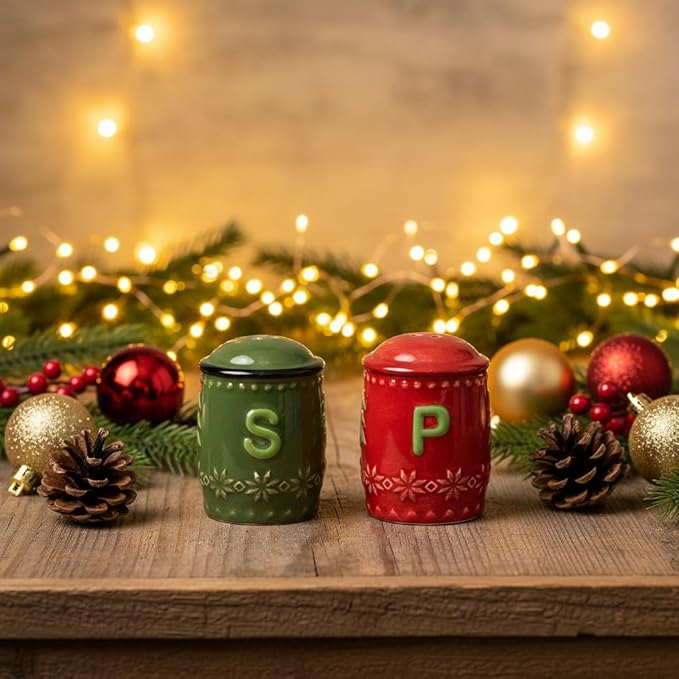 Young’s Inc Ceramic Salt Shaker, Christmas Holiday Salt and Pepper Set, Red & Green S/P Seasoning Set, Modern Kitchen Décor and Accessories, Spice Set