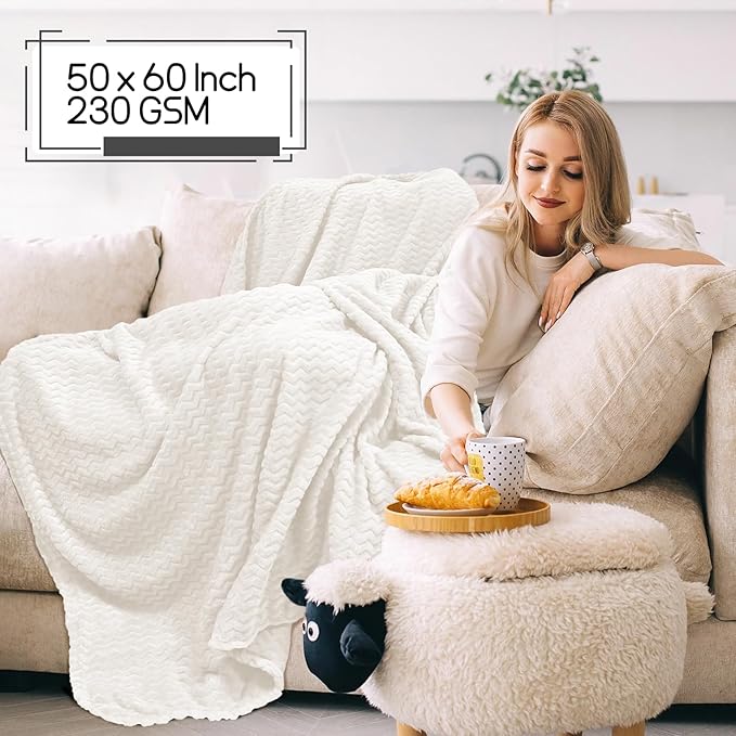 6 Pack Fuzzy Throw Blanket, 50 * 60 Inch 3D Ribbed Jacquard Fleece Blanket, Flanne Ripple Pattern Throw Blankets for Wedding, Soft Room, Gift(White)