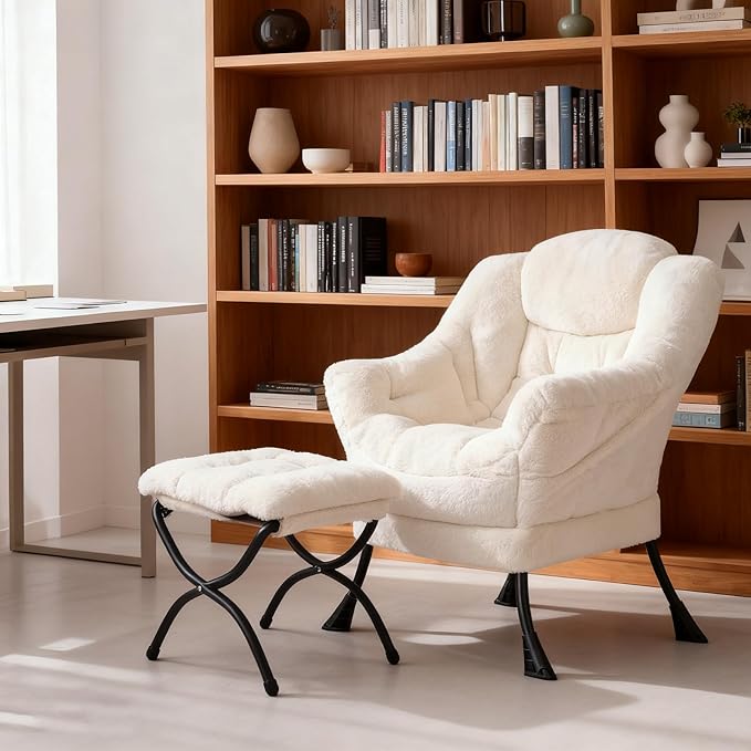 Welnow Lazy Chair with Ottoman, Modern Lounge Accent Chair with Armrests and a Side Pocket, Leisure Sofa Armchair, Reading Armchair with Footrest for Small Space, Plush Beige