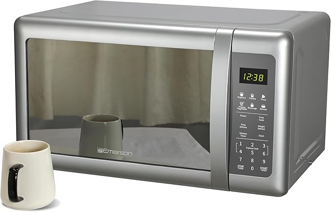 Emerson MW7601SL-N Countertop Microwave Oven with Sleek Mirrored Finish Glass Door 700W, 10 Power Levels and 6 Pre-Programmed Settings with Child Safe Lock, 0.7 Cu. Ft, Silver