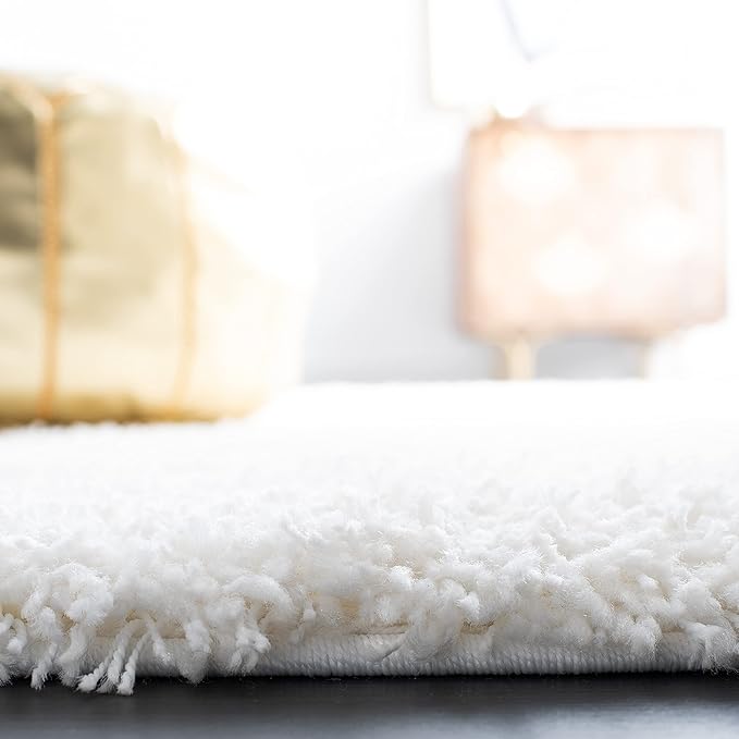 SAFAVIEH Santa Monica Shag Collection 5'3" x 7'6" White SGN725 Solid Non-Shedding Living Room Bedroom Dining Room Entryway Plush 2-inch Thick Area Rug