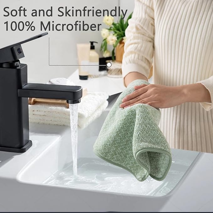 18 Piece Bath Towels Set,100% Microfiber Family Bathroom Towel with Hanging Loops-6 Bath Towels,6 Hand Towels,6 Washcloths,Quick Dry Highly Absorbent Shower Towel for Bathroom,Hotel,Spa-Green