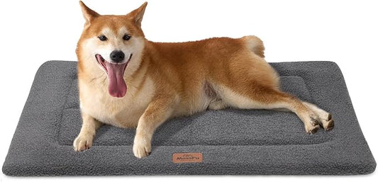 Reversible Dog Crate Pad Bed for Medium Dogs,Washable & Non-Slip Kennel Pet Mat, High Density Foam and Soft Fleece Cat Bed for Indoor & Outdoor Use, 29" x 21", Dark Gray