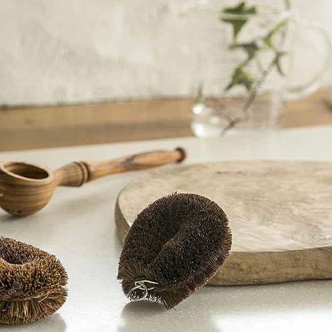 Kamenoko Tawashi Kiwame #1 - Set of 2 - Hemp Palm Brushes for Cleaning Kitchen and Bathroom - Small - Ideal for Washing Vegetables, Glasswares, and Pottery - Made in Japan