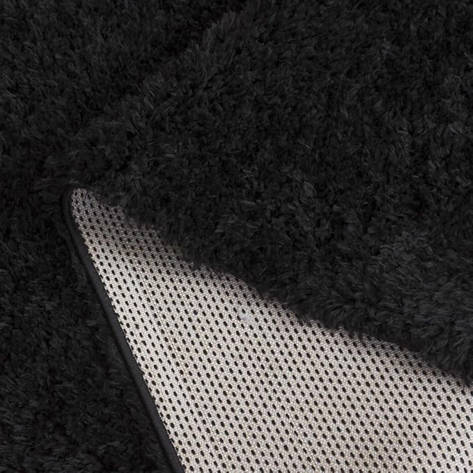 SAFAVIEH Lindsay Shag Collection Square Rug - 6'7" Square, Black, Contemporary Design, Ideal for High Traffic Areas in Bedroom, Dining Room & Kitchen (LNS560Z-7SQ)