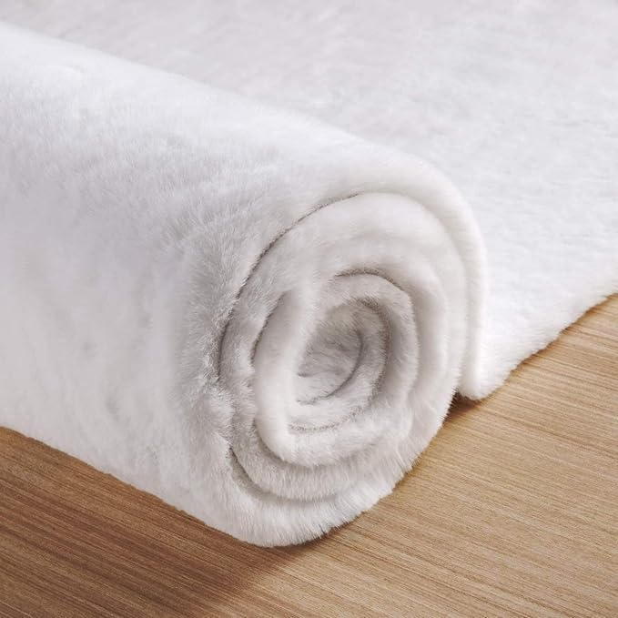 White Faux Rabbit Shaggy Fur Rug 4x6 Area Rugs for Living Room Washable Rugs Teen Room Bedroom Home Décor