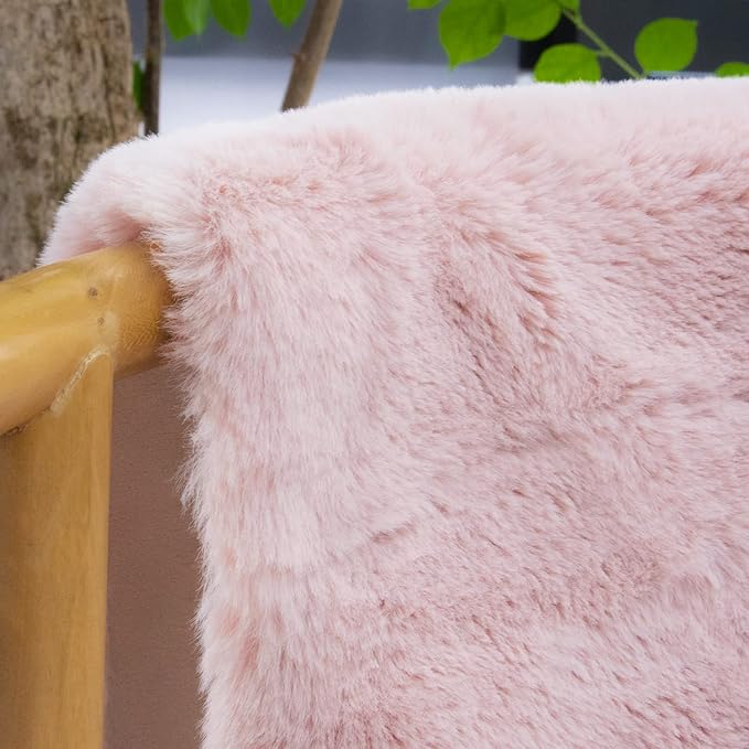 Pink Round Rug 5ft Washable Fluffy Faux Rabbit Fur Area Rugs for Living Room Shag Circle Nursery Rugs for Bedroom Cute Décor