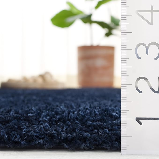 SAFAVIEH Lindsay Shag Collection Area Rug - 9' x 12', Navy, Contemporary Design, Ideal for High Traffic Areas in Living Room, Bedroom & Dining Room (LNS560N-9)