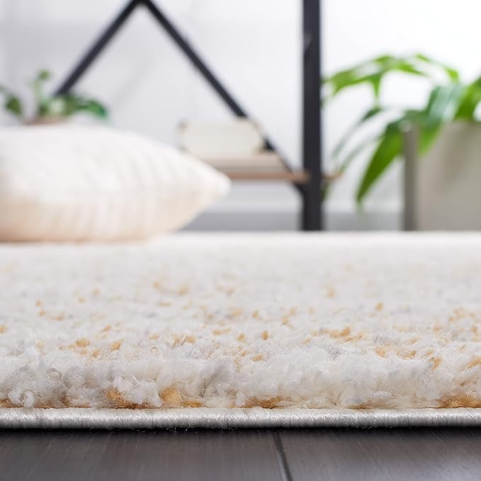 SAFAVIEH Berber Shag Collection Area Rug - 5'5" Square, Ivory & Light Gold, Plush Thick Pile, Ideal for Living Room, Bedroom, Dining Space (BER563D)