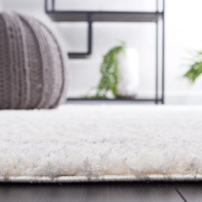 SAFAVIEH Berber Shag Collection Accent Rug - 4'6" x 6'6" Oval, Ivory & Light Grey, Non-Shedding & Easy Care, 1.2-inch Thick, Ideal for The Living Room, Bedroom, Dining Room (BER563F-5OV)