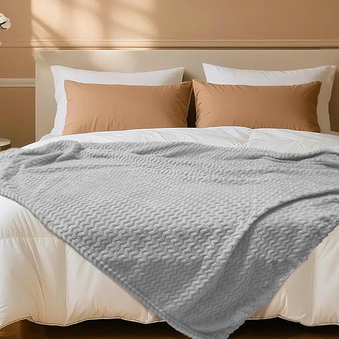 6 Pack Fuzzy Throw Blanket, 50 * 60 Inch 3D Ribbed Jacquard Fleece Blanket, Flanne Ripple Pattern Throw Blankets for Wedding, Soft Room, Gift(Gray)