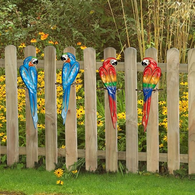 EiGreen Metal Bird Wall Art Decor 3D Outdoor parrot Sculpture, Hanging Garden Metal Wall Decor Suitable for Gardens Fence Patio Living Room Bedroom Yard Gift