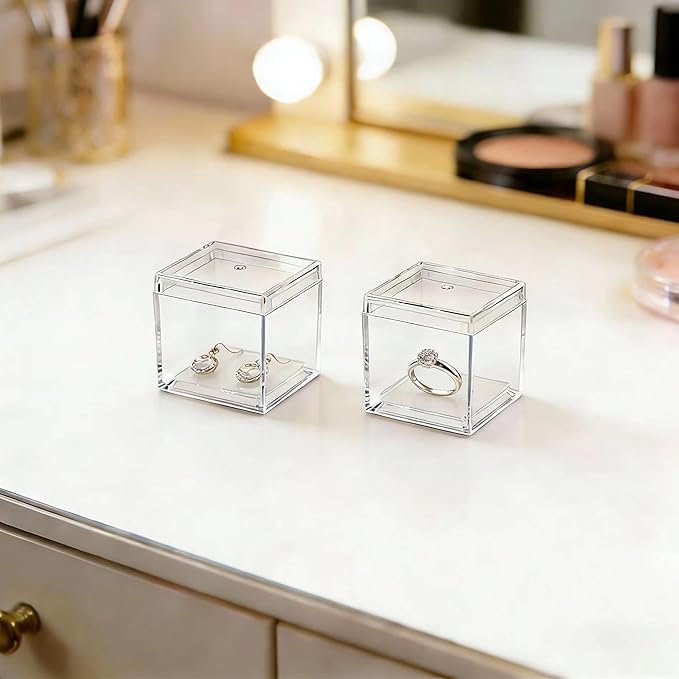 KissYou Small Acrylic Box Clear Candy Boxes with Lid Acrylic Square Cube 4 Pieces Display Case Transparent Jewelry Storage Box Party Decorative Boxes