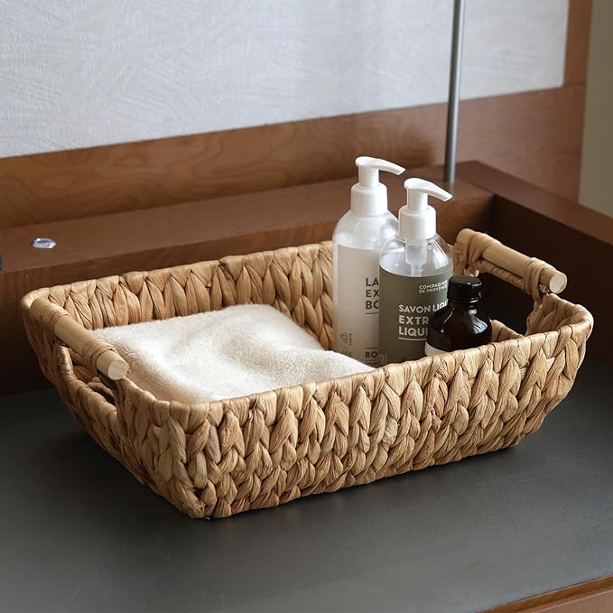 Wicker Storage Basket with Wooden Handles, Large Water Hyacinth Basket for Organizing Shelves, Natural Woven Storage Baskets for Snack, Gift, 1 Pack