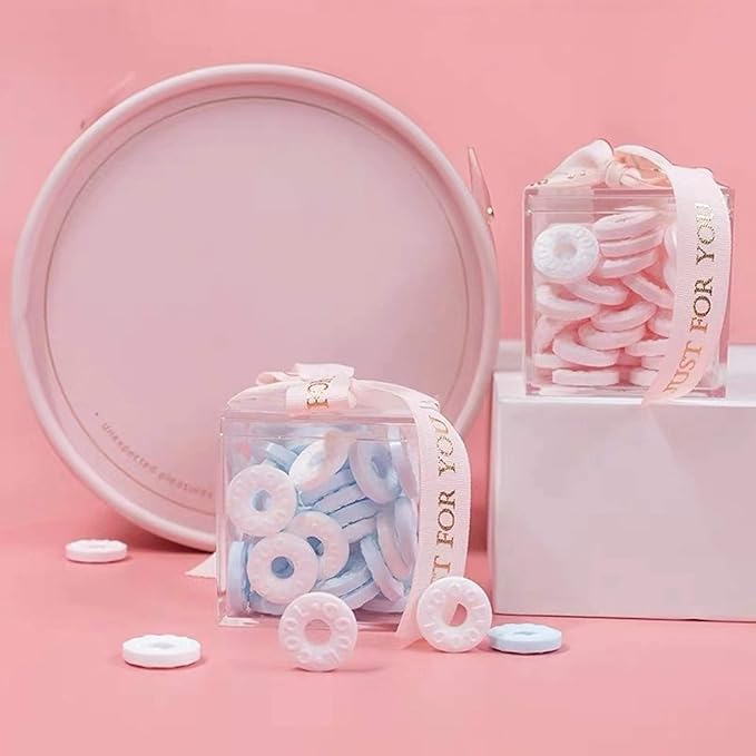 KissYou Small Acrylic Candy Box Clear Square Cube Plastic Gift Box with Lid Clear Display Case Jewelry Storage Organize Containers