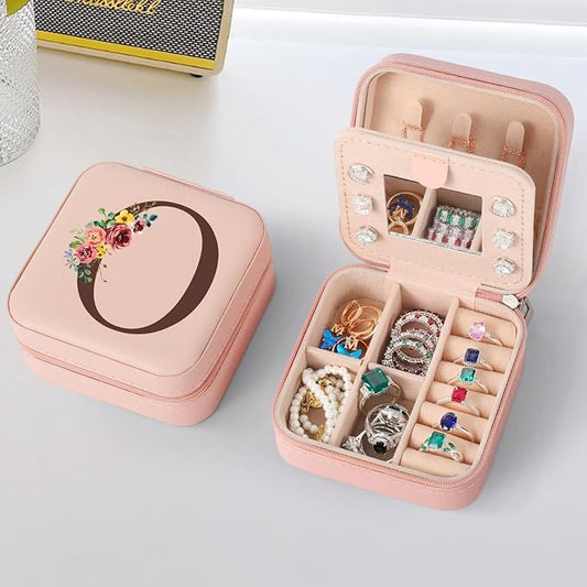 Parima Travel Jewelry Organizer for Women - Personalized Small Letter Jewelry Boxes Travel Essentials Gifts for Womens Mom Friends Birthday Women Bridesmaids Teenage Gifts Idea - Letter O, Pink