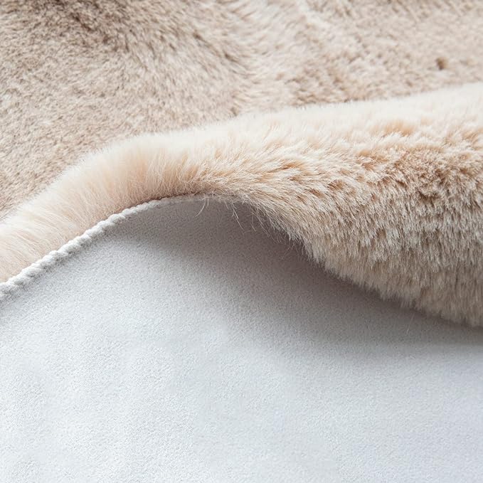 Beige Faux Sheepskin Rabbit Fur Shaggy Rugs for Bedroom Small Shag Washable Fluffy Fur Rug for Living Room Rug 2x3 Nursery Rectange Rugs