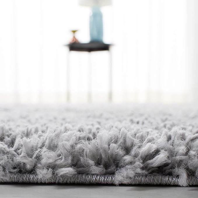 SAFAVIEH August Shag Collection Accent Rug - 4' x 6', Silver, Solid Design, Non-Shedding & Easy Care, 1.5-inch Thick Ideal for High Traffic Areas in Entryway, Living Room, Bedroom (AUG200G)