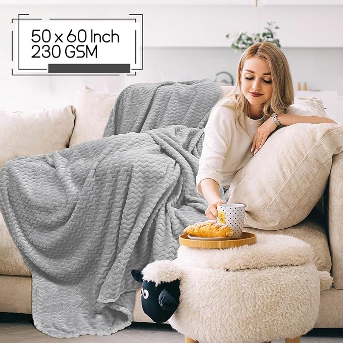 6 Pack Fuzzy Throw Blanket, 50 * 60 Inch 3D Ribbed Jacquard Fleece Blanket, Flanne Ripple Pattern Throw Blankets for Wedding, Soft Room, Gift(Gray)