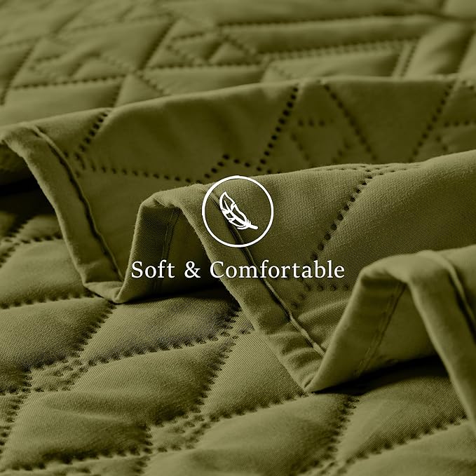 akkialla Twin Size Quilt Bedding Set,Olive Green Lightweight Microfiber Soft Bedspreads,Modern Style Geoetric Pattern Coverlet Set for All Seasons,2 Piece(1 Quilt,1Pillow Sham)