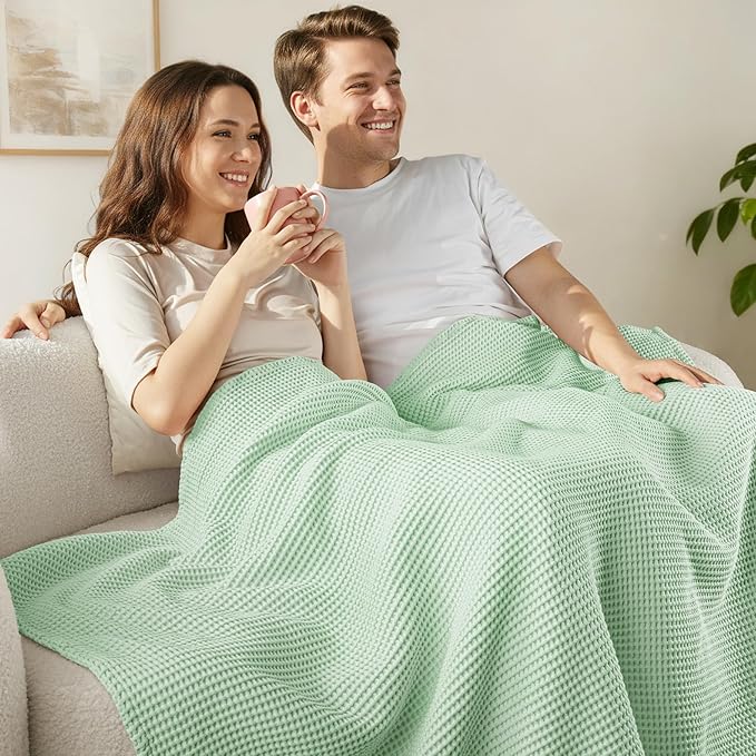 Exclusivo Mezcla 100% Cotton Waffle Weave Blanket Twin Size, Soft, Lightweight and Breathable Muslin Gauze Blanket for Dorm, Home Decor, All Season, 60"x80", Sage Green