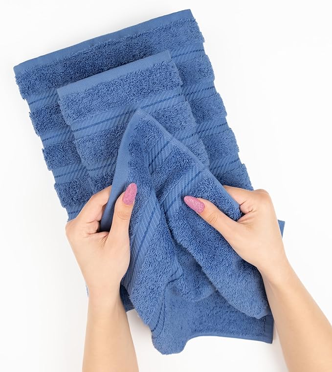 American Soft Linen 35x70 Jumbo Large Bath Towel, 600 GSM 100% Cotton Turkish Bath Sheet, Oversized Luxury Bath Towel for Bathroom Beach and Pool, Electric Blue