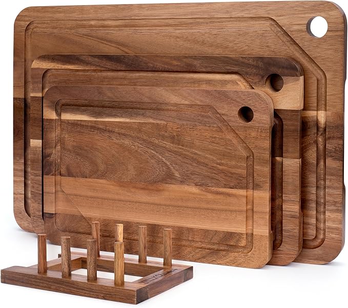 WILLKOMMEN Acacia Wood Cutting Board for Kitchen, 3-Piece Chopping Boards Set with Stand, Juice Groove, Handles & Hanging Holes, Butcher Block for Meat, Vegetables (Small, Medium, Large)