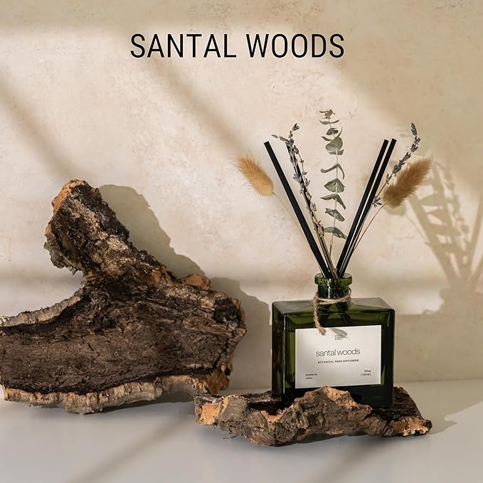 Reed Diffuser with Dried Flowers - Santal Woods Scent for Home & Bathroom