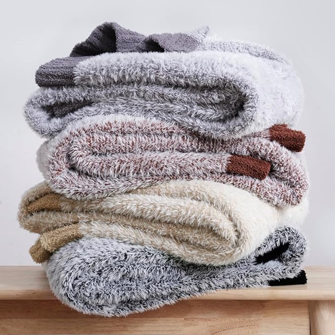 Amélie Home Knit Throw Blanket for Couch, Super Soft Cozy Fuzzy Plush Throws for Sofa, 50" x 60", Heather Grey