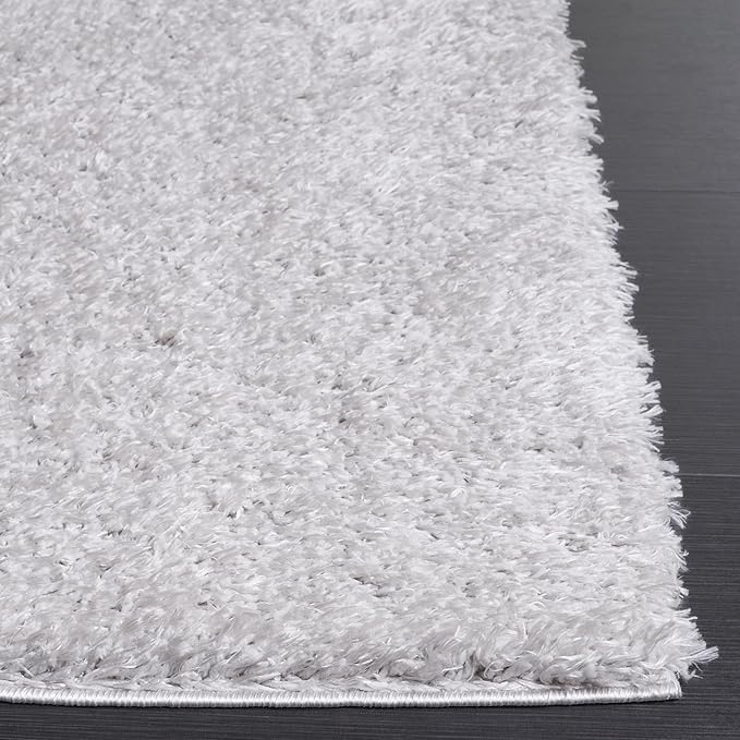 SAFAVIEH Lindsay Shag Collection Area Rug - 5'3" x 7'6", Grey, Contemporary Design, Ideal for High Traffic Areas in Living Room, Bedroom & Dining Room (LNS560F-5)