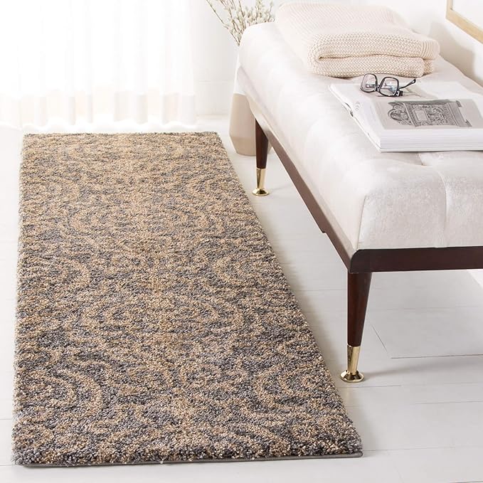 SAFAVIEH Florida Shag Collection Runner Rug - 2'3" x 7', Grey & Beige, Damask Design, Non-Shedding & Easy Care, 1.2-inch Thick Ideal for High Traffic Areas in Living Room, Bedroom (SG462-8013)