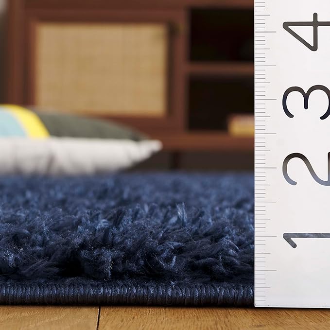 SAFAVIEH Area Rug 8x10 - Lindsay Shag Collection - Large - Navy, Non-Shedding & Easy Cleaning, Ultra Plush Thick Pile, Ideal for Living Room, Bedroom, Dining Space (LNS560N)