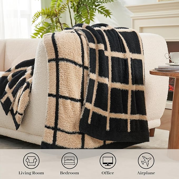 Amélie Home Checkered Knit Throw Blanket for Couch, Super Soft Fuzzy Cozy Throw, Giftable Knitted Blanket for Women Men, Birthday, Sofa Bed Living Room Decor, 50" x 60", Plaid Black
