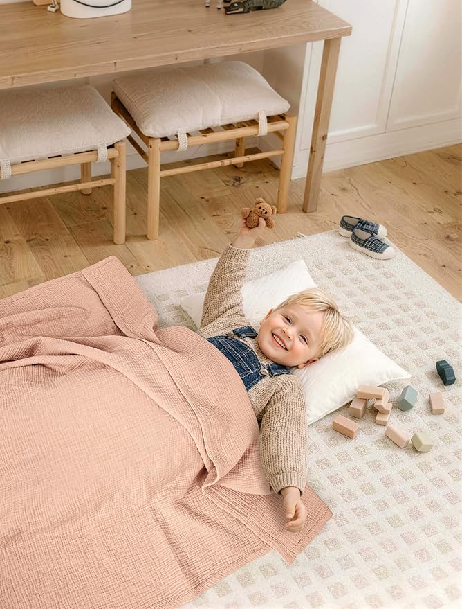 lulumoon Muslin Quilt Blanket, Crib Blanket for Baby and Toddler,47x47 Inches(Pink)