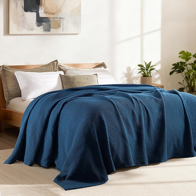 Exclusivo Mezcla 100% Cotton Waffle Weave Blanket Queen Size, Soft, Lightweight and Breathable Muslin Gauze Blanket for Bed, All Season, 90"x90", Navy Blue
