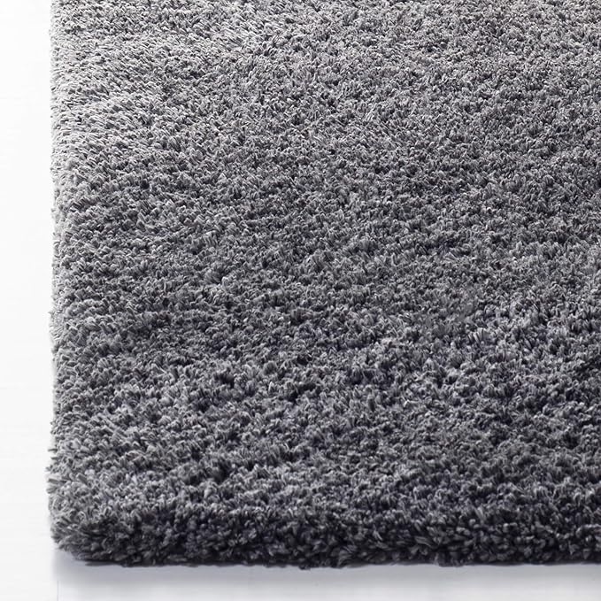 SAFAVIEH Fontana Shag Collection Area Rug - 6'7" Square, Silver, Solid Design, Non-Shedding & Easy Care, 2-inch Thick Ideal for High Traffic Areas in Living Room, Bedroom (FNT800G)