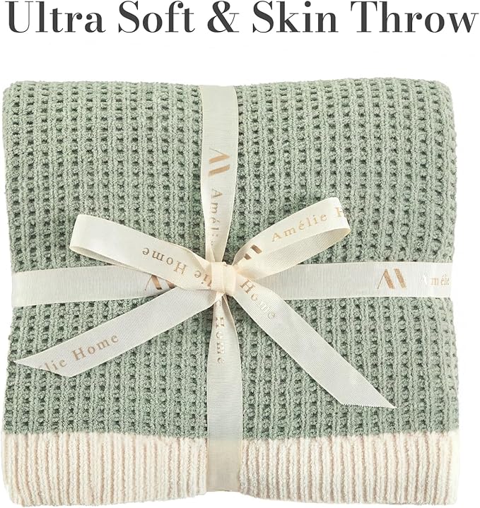 Amélie Home Chenille Throw Blanket, Soft Cozy Waffle Throw for Couch & Sofa, Warm Yet Lightweight, Breathable All-Season Throws for Women Men, Housewarming, Birthdays, 50"x60", Green