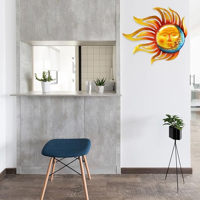 Metal Sun Wall Decor Outdoor Garden Fence Art Sun Moon Wall Art Hanging Lndoor Living Room Yard Home Wall Sculpture