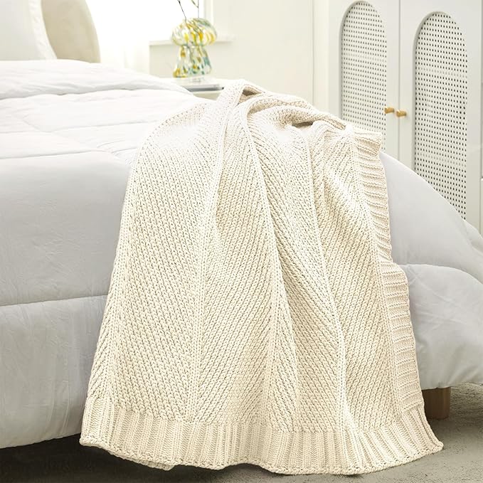 Amélie Home Chevron Chenille Knit Throw Blanket for Couch, Cozy Texture Decorative Soft Blanket for Sofa & Chair, 50"x60", Ivory