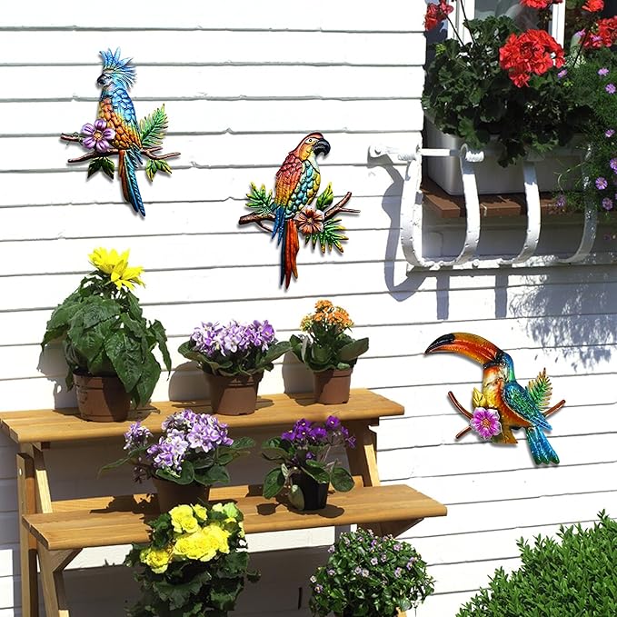 Voumsil 3 PCS Metal Birds Wall Decor Parrot Toucans Tropical Wall Art Outdoor Wall Sculpture for Patio Balcony Garden Fence Wall Decor for Bedroom Living Room Indoor Wall Hanging