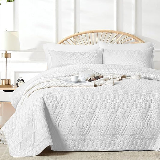 akkialla Twin Size Quilt Bedding Set,White Lightweight Microfiber Soft Bedspreads,Modern Style Geoetric Pattern Coverlet Set for All Seasons,2 Piece(1 Quilt,1Pillow Sham)