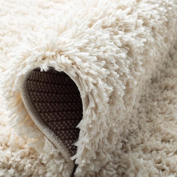 SAFAVIEH Fontana Shag Collection Area Rug - 9' x 12', Creme, Solid Design, Non-Shedding & Easy Care, 2-inch Thick Ideal for High Traffic Areas in Living Room, Bedroom (FNT800B)