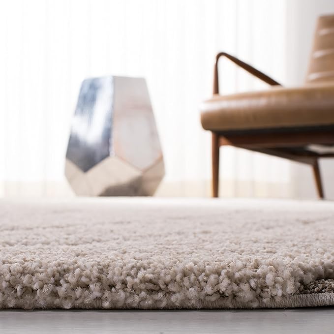 SAFAVIEH Florida Shag Collection Area Rug - 5'3" x 7'6", Cream & Beige, Non-Shedding & Easy Care, 1.2-inch Thick Ideal for High Traffic Areas in Living Room, Bedroom (SG472-1113)