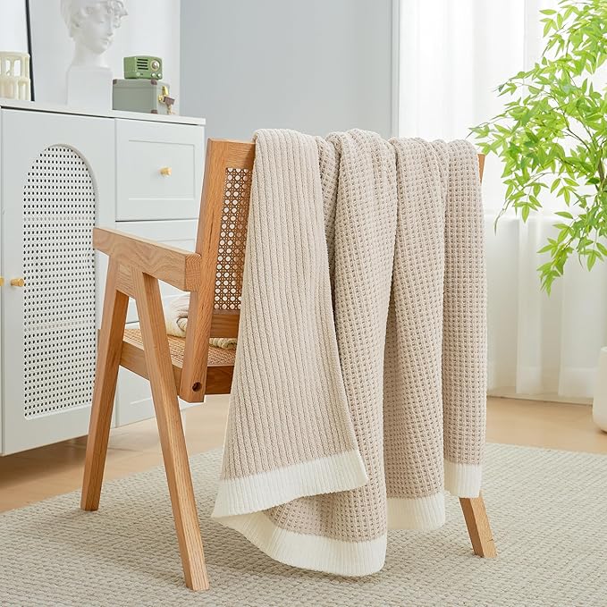 Amélie Home Chenille Throw Blanket, Soft Cozy Waffle Throw for Couch & Sofa, Warm Yet Lightweight, Breathable All-Season Throws for Women Men, Housewarming, Birthdays, 60"x80", Beige